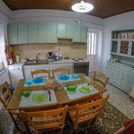 Breathtaking Lake View Cottage With A Fireplace Next To Ioannina City! Buitenkant foto